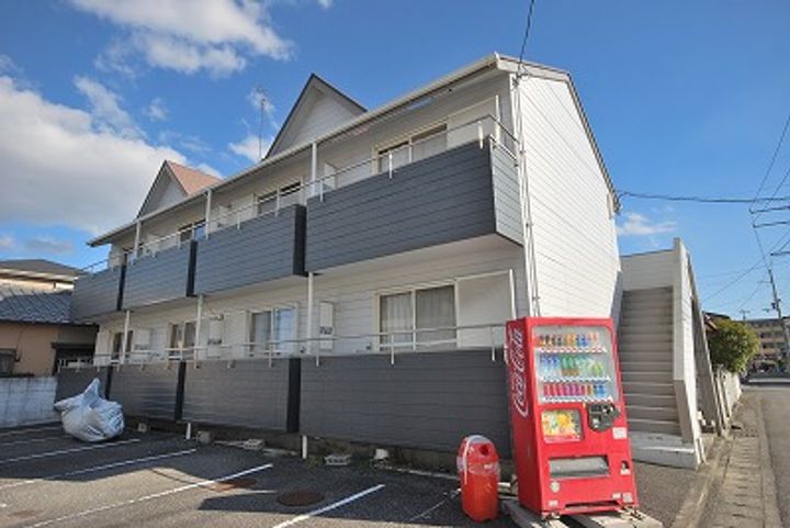 ハイツしらゆり201の外観