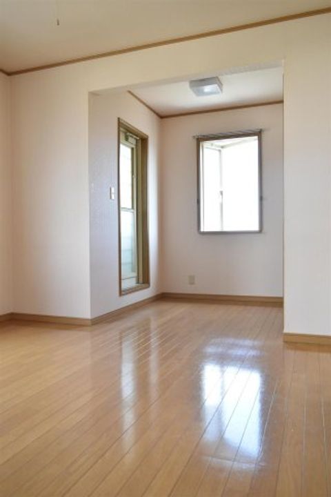 エクセレント パティオ305の居間