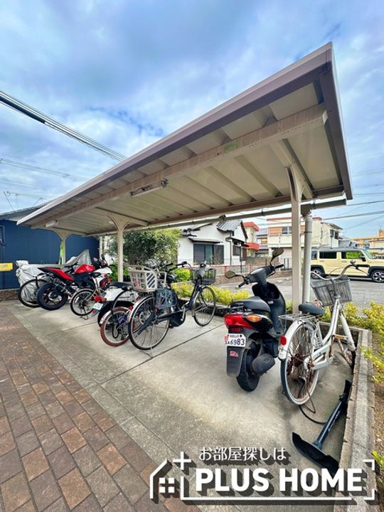 ラ・レユシイルのその他画像