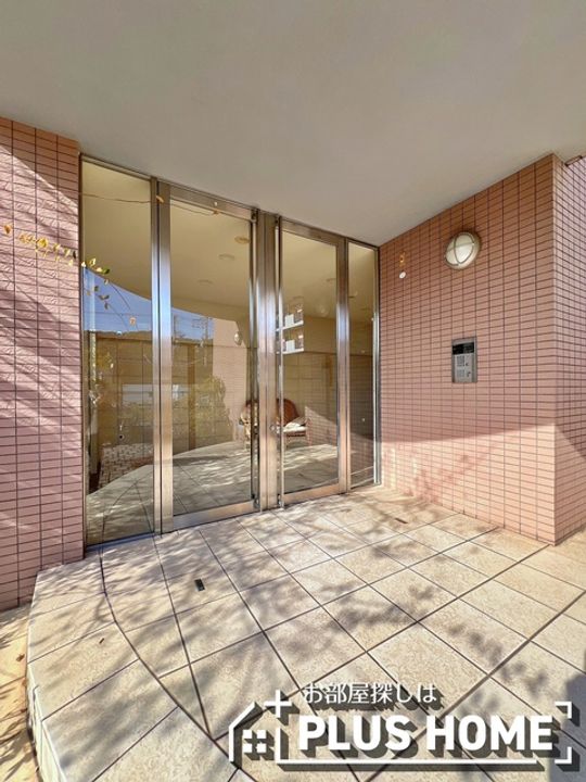 ノイフロイデのその他画像