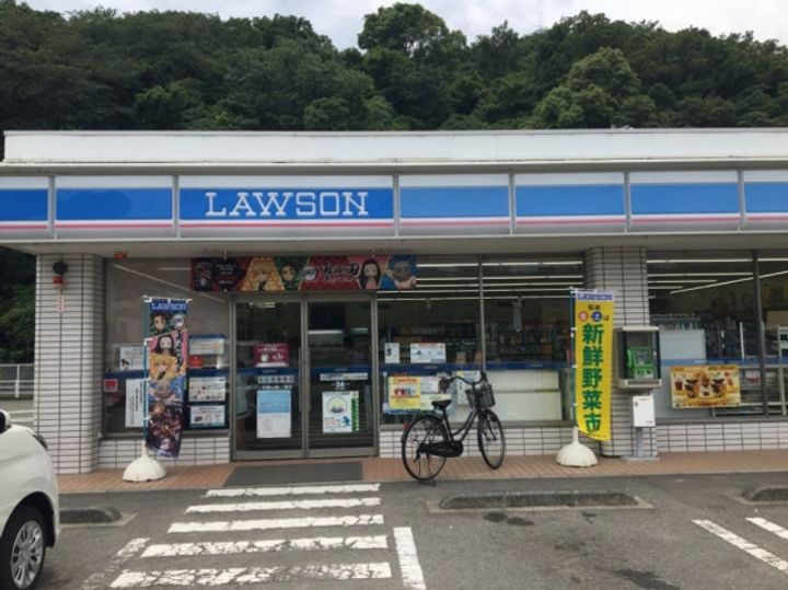 ラ.サルデーヌの周辺