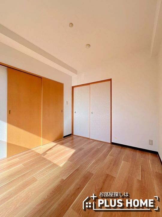 ノイフロイデの内装