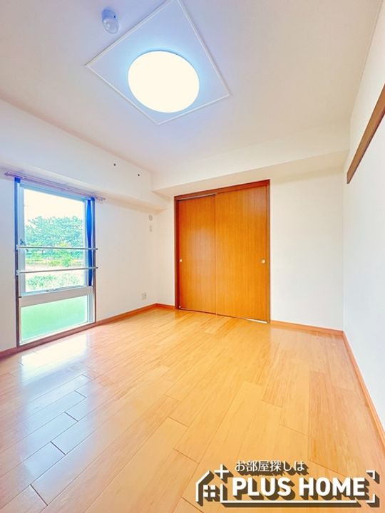 アズゥ−ルの内装