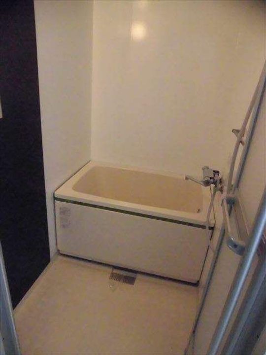 プレジール高塚A棟の風呂