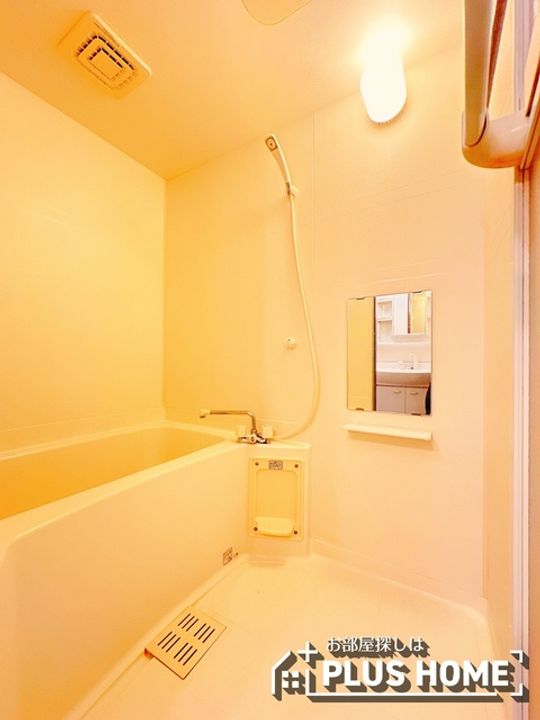 和歌山県和歌山市井辺の賃貸アパートの風呂