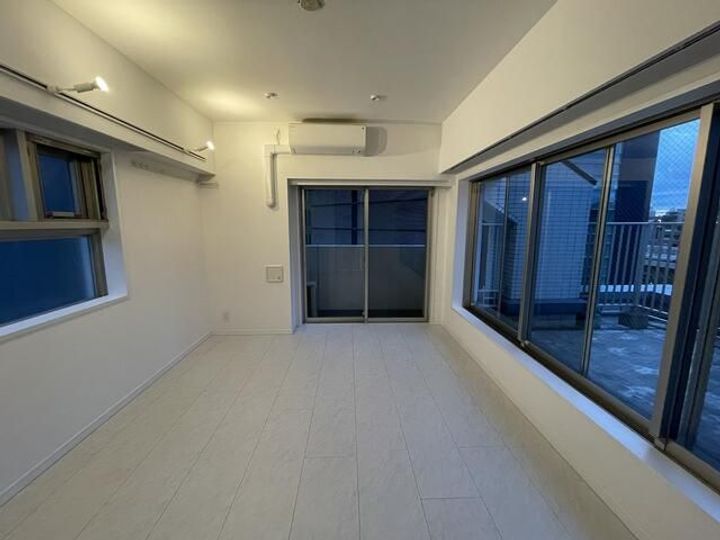 クレイシア神楽坂の内装