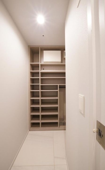 三?ガーデンヒルズサウスヒルの玄関