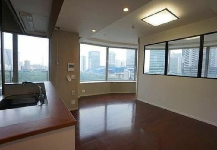 東京ツインパークスライトウイングの居間