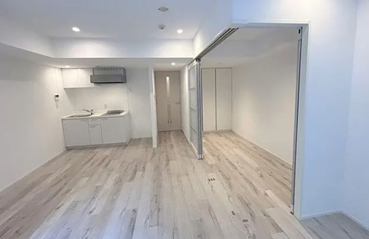 エルスタンザ赤坂の居間