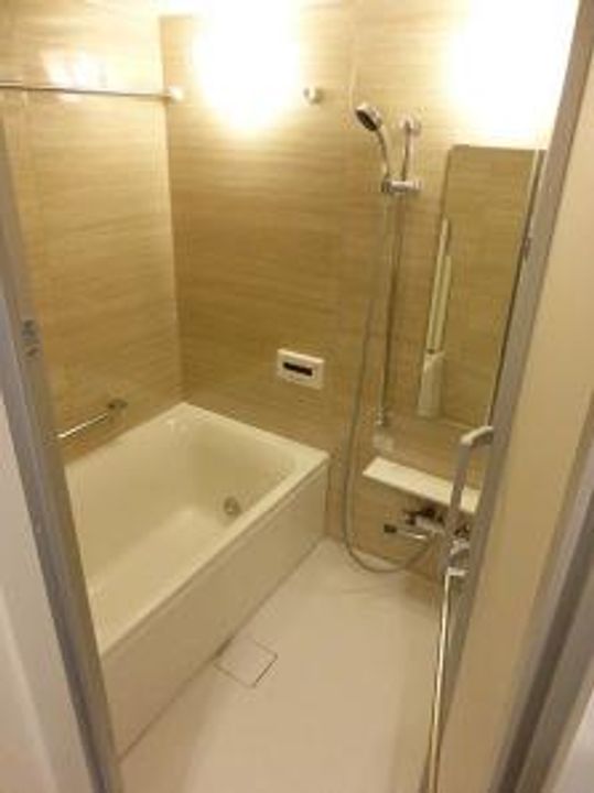 ザ・レジデンス赤坂檜町の風呂