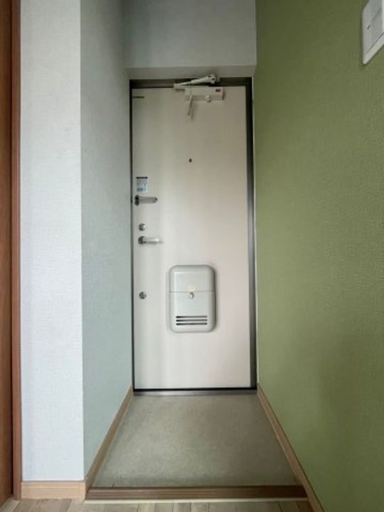 高野アパートの玄関