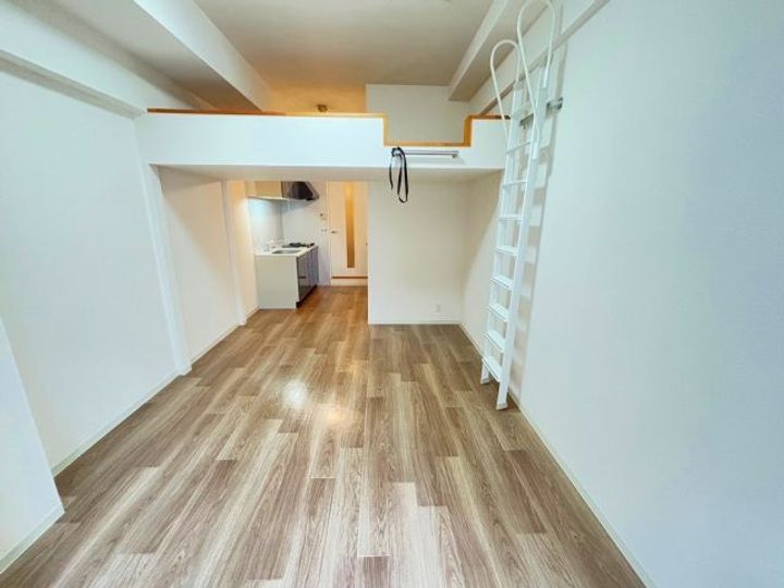 エクセリア舟入本町の居間