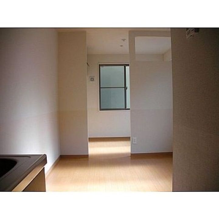 ニホコーポラスⅡ101の居間