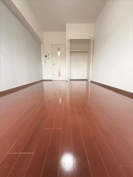 デルタ幟町(旧:サムティ幟町)の居間