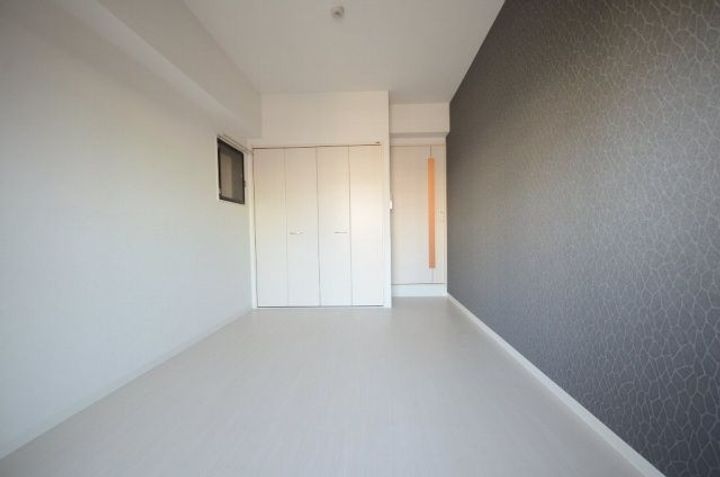 センテニアル東平塚の居間