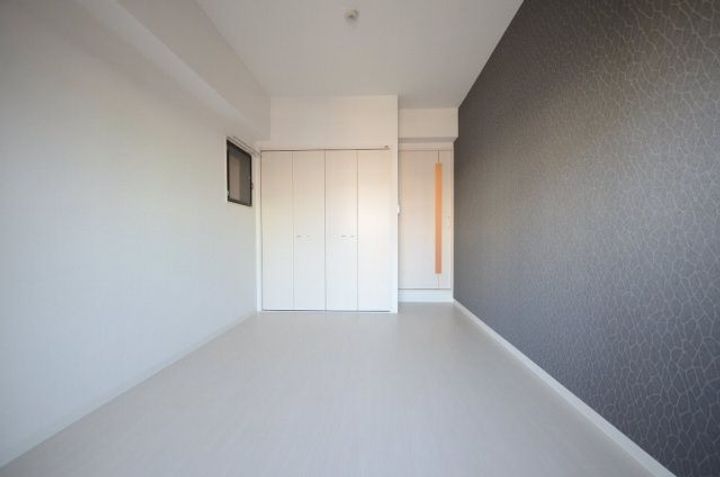 センテニアル東平塚の居間