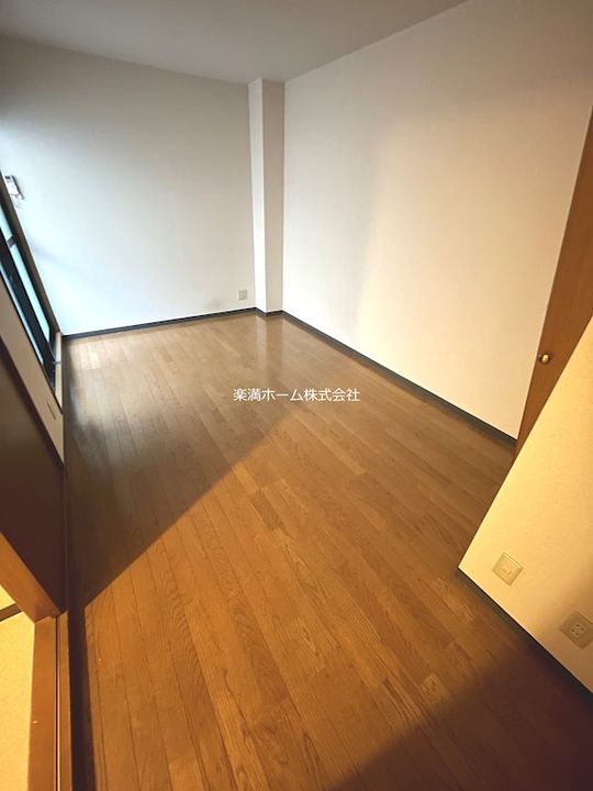 Stable万寿寺403の居間