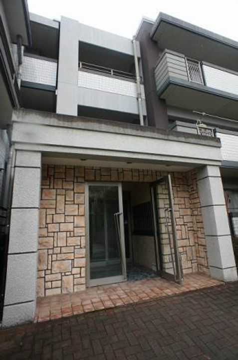 福岡県福岡市早良区干隈3丁目(マンション)の賃貸物件の玄関