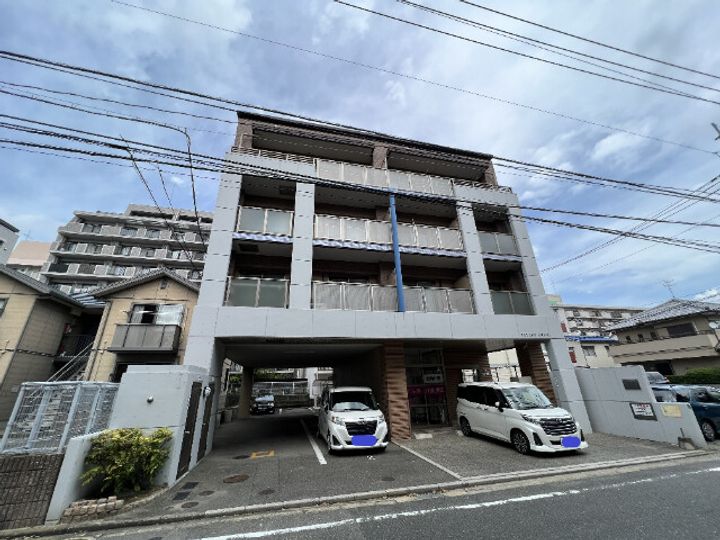 福岡県福岡市早良区荒江2丁目(マンション)の賃貸物件303の外観