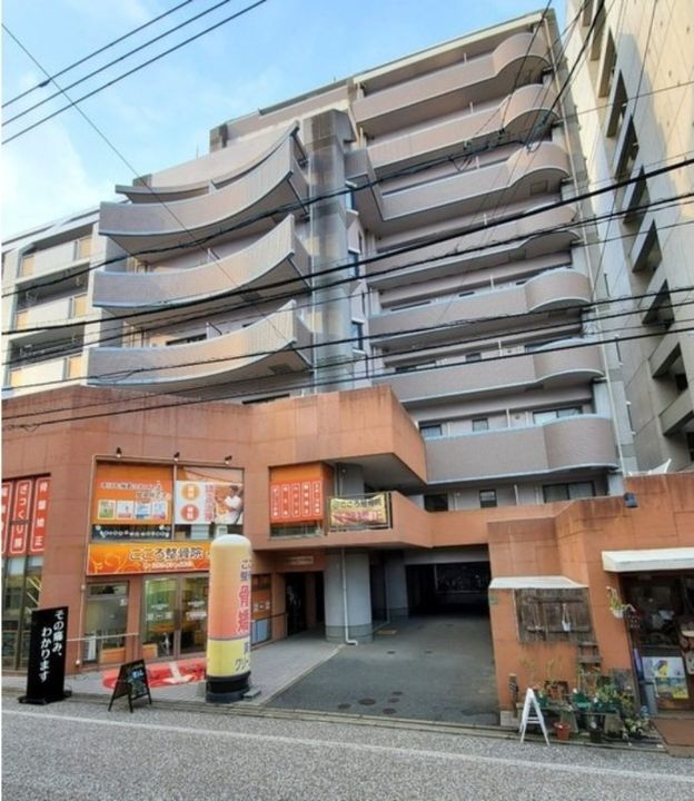 楠原ビルの外観