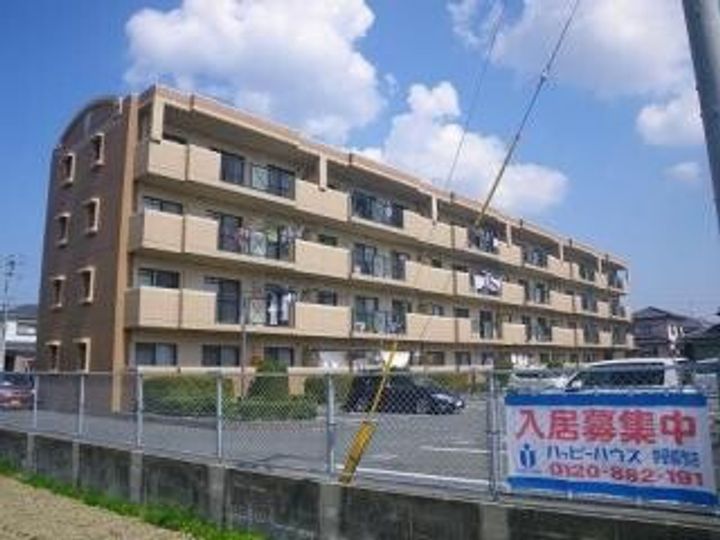 アムールTOMOIKE102の外観