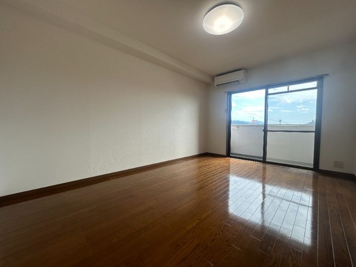 福岡県古賀市今の庄1丁目(マンション)の賃貸物件103の内装