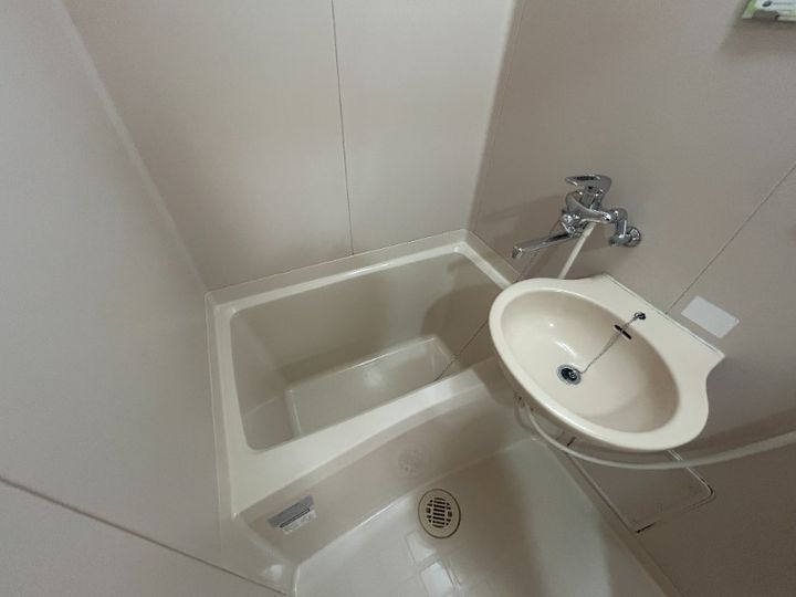 福岡県古賀市今の庄1丁目(マンション)の賃貸物件103の風呂