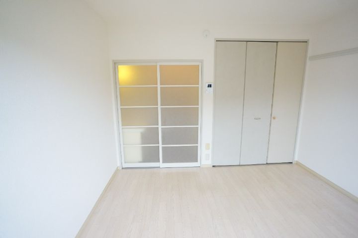 MYハイツA203の内装