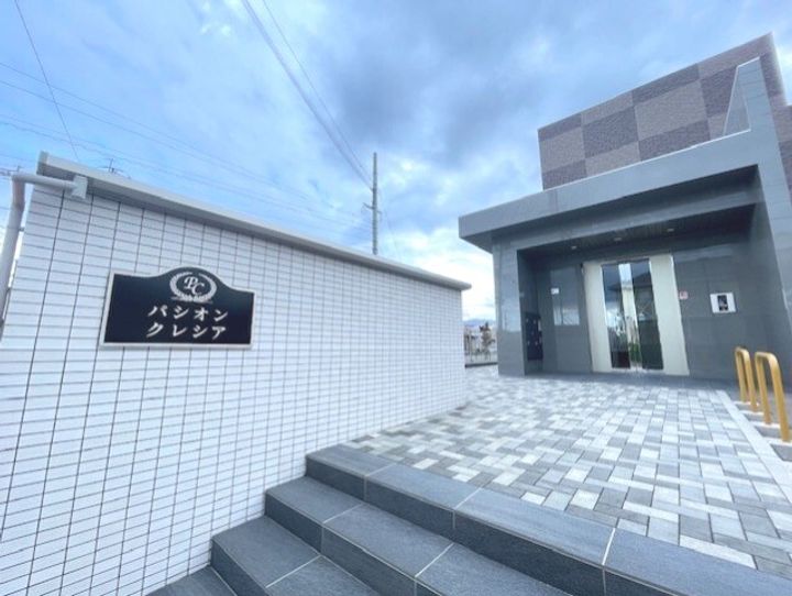 パシオンクレシア202の玄関