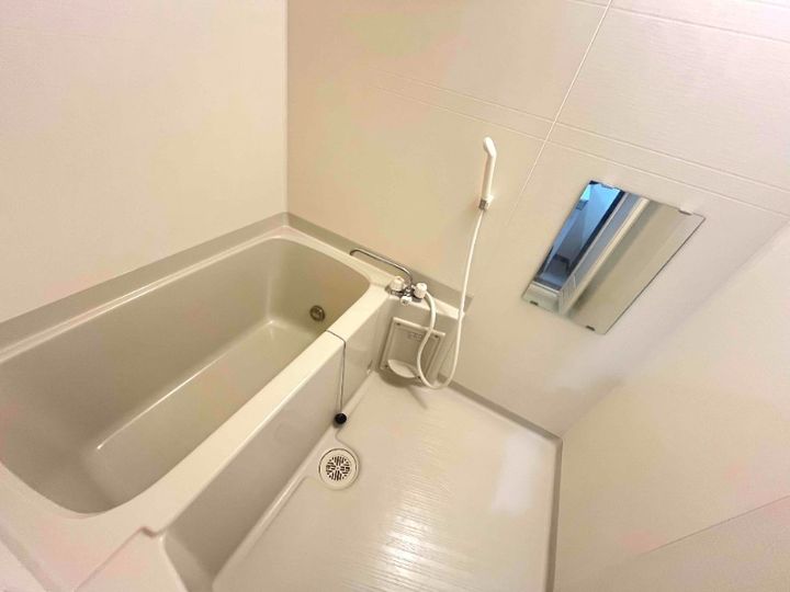 福岡県宗像市三郎丸5丁目(アパート)の賃貸物件201の風呂