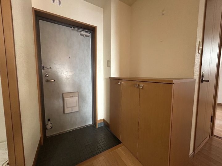 福岡県古賀市天神1丁目(マンション)の賃貸物件501の玄関