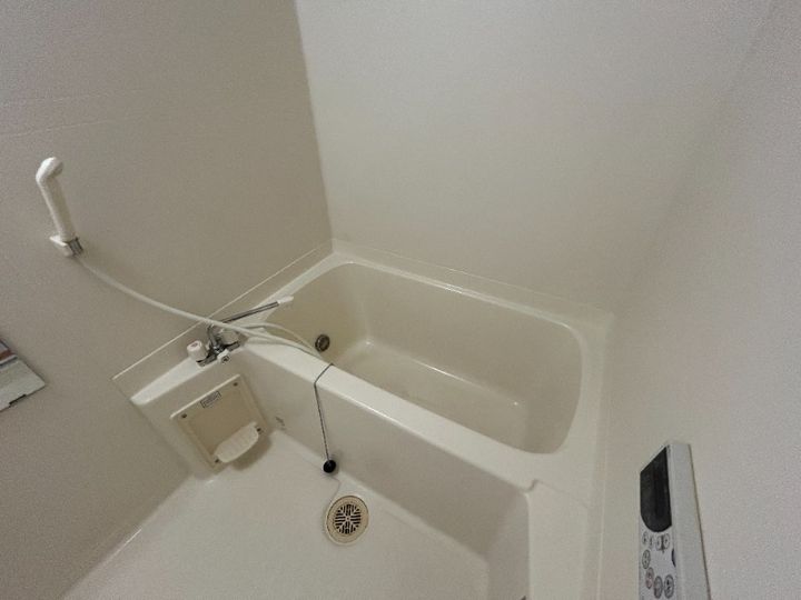 福岡県古賀市美明1丁目(アパート)の賃貸物件201の風呂