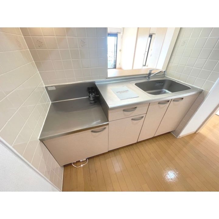 ハイランド花見702のキッチン