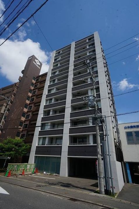 エスティメゾン井尻の外観