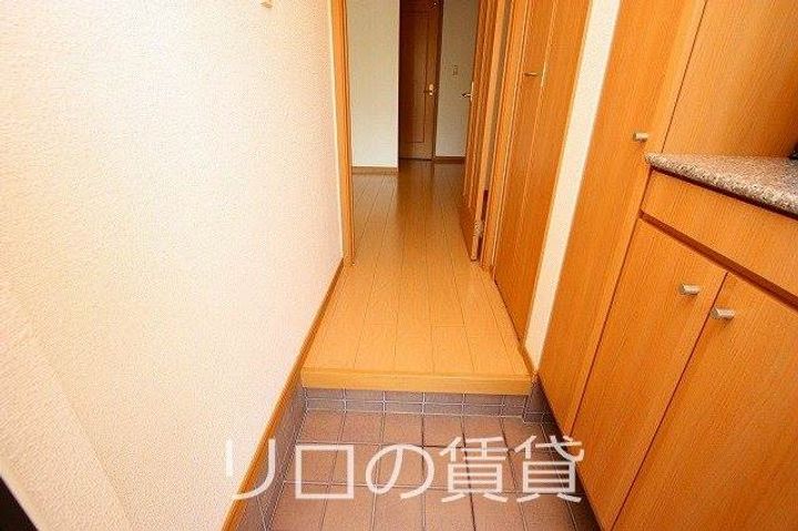 福岡県飯塚市潤野(アパート)の賃貸物件102の玄関