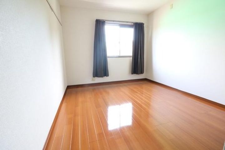 ユニゾン小竹A101の内装