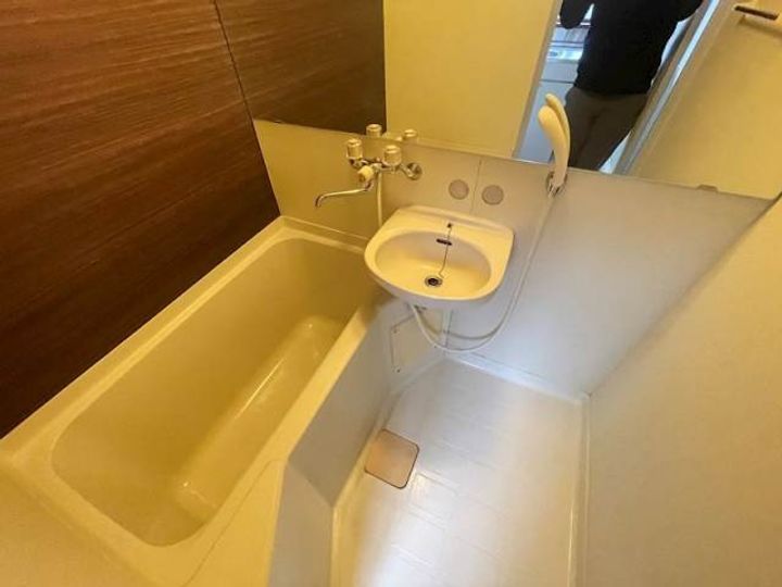 福岡県北九州市八幡西区西王子町(マンション)の賃貸物件403の風呂