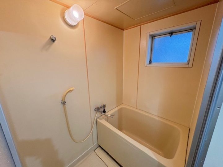 福岡県中間市岩瀬1丁目(アパート)の賃貸物件203の風呂