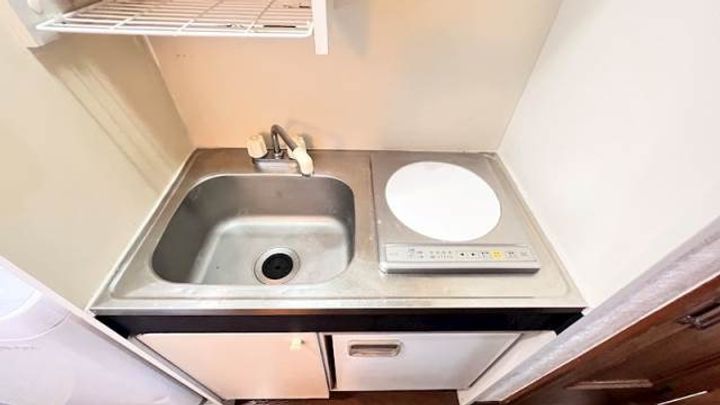 福岡県北九州市八幡西区折尾4丁目(アパート)の賃貸物件205のキッチン