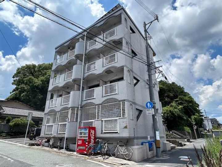福岡県北九州市八幡西区南鷹見町(マンション)の賃貸物件402の外観