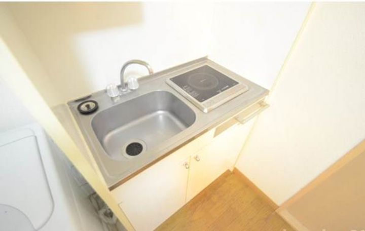 福岡県中間市中間3丁目(アパート)の賃貸物件205のキッチン