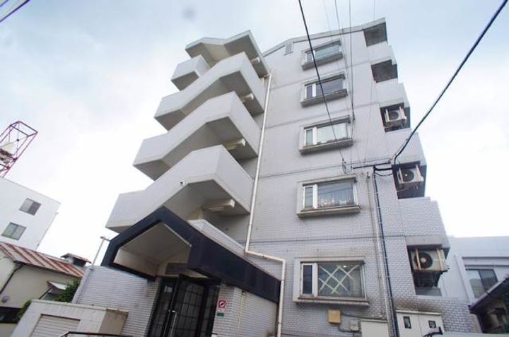 福岡県北九州市八幡西区陣山3丁目(マンション)の賃貸物件306の外観