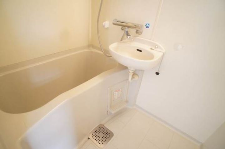 サクセスハイツ203の風呂