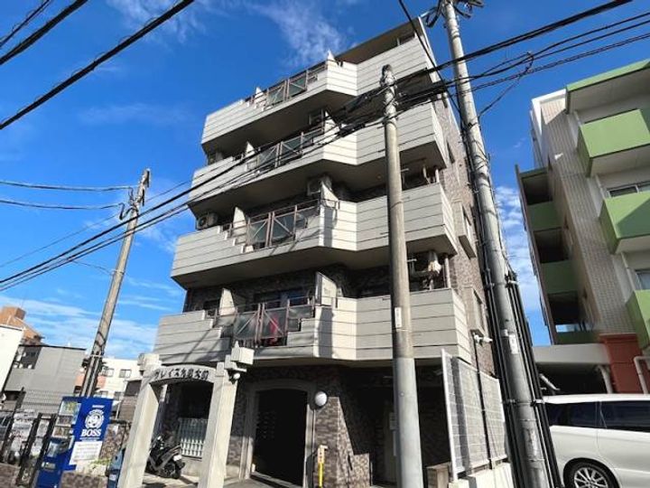 グレイス九産大前505の外観