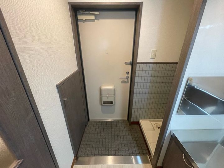 福岡県北九州市小倉北区馬借3丁目(マンション)の賃貸物件702の玄関