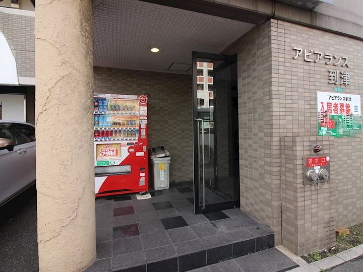 福岡県北九州市小倉北区下到津2丁目(マンション)の賃貸物件706の玄関