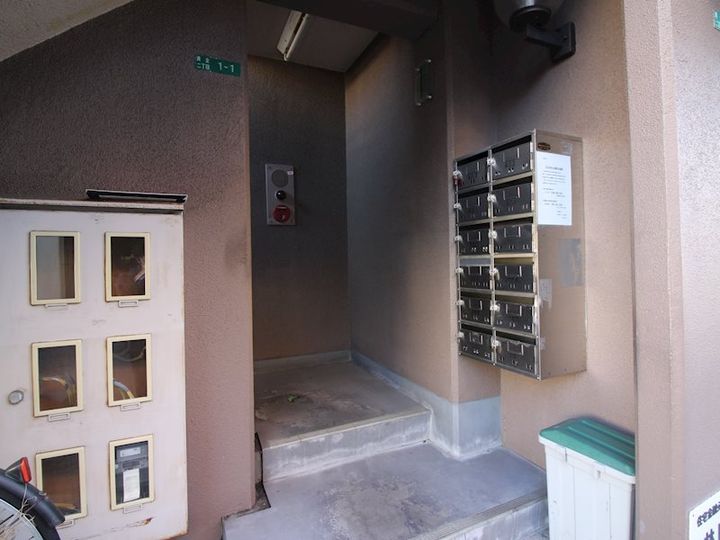 福岡県北九州市小倉北区黄金2丁目(マンション)の賃貸物件302の玄関