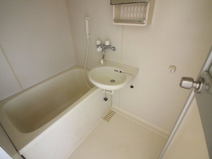 福岡県北九州市小倉北区白銀2丁目(マンション)の賃貸物件405の風呂