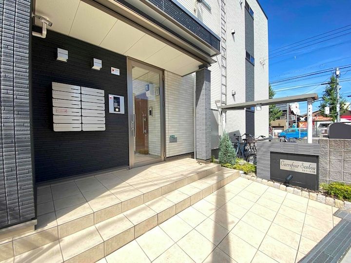 福岡県北九州市戸畑区千防1丁目(アパート)の賃貸物件105の玄関