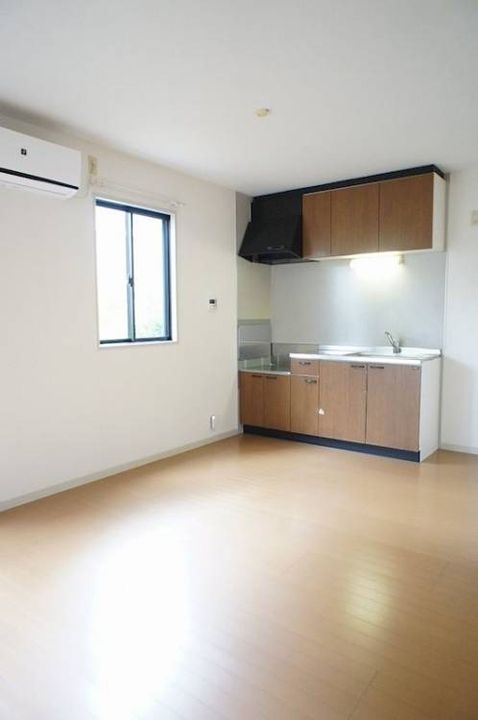 ファミール須恵201の内装